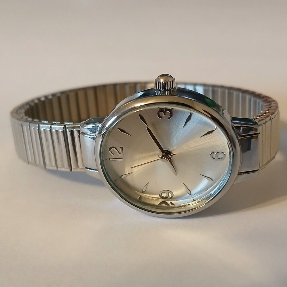 Silver Women's Oval Dial Stainless Steel Bracelet Watch Japan Movt Minimalist